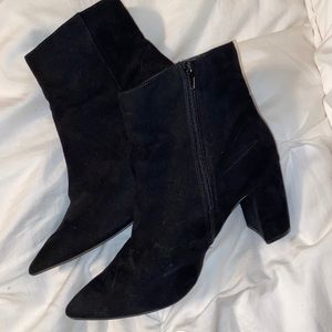 STEVEN MADDEN BLACK HEELED BOOTS